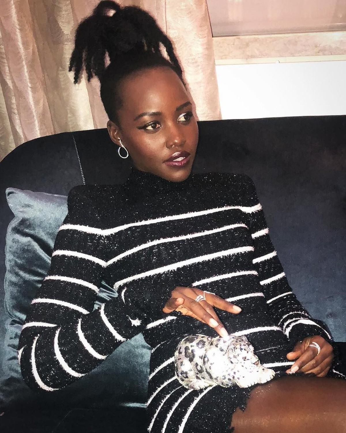 Menjelang Oscar 2019&comma; People Magazine merilis daftar tujuh aktris Hollywood paling stylist pada Rabu &lpar;13&sol;2&rpar;&period; Yuk&comma; intip siapa saja daftar artisnya&period;