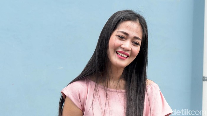 Gracia Indri saat ditemui di studio Trans TV.