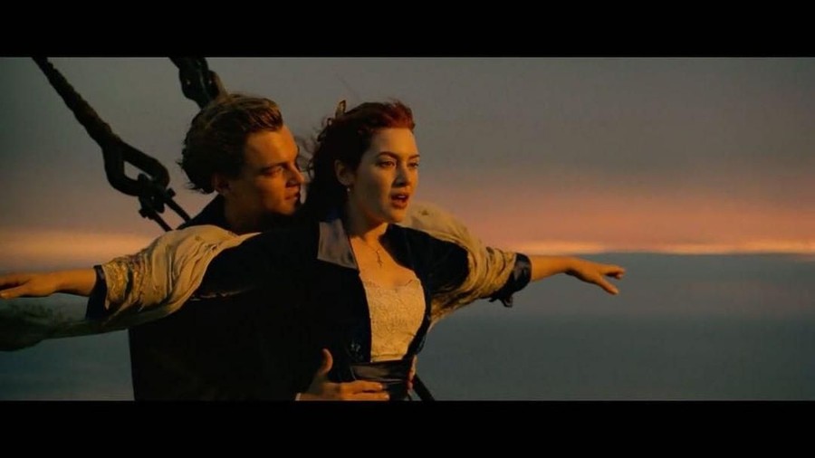 Titanic (1997) Film romantis apa saja sih yang seru untuk ditonton bersama pasangan di perayaan Valentine? Berikut Insertlive rangkum.
