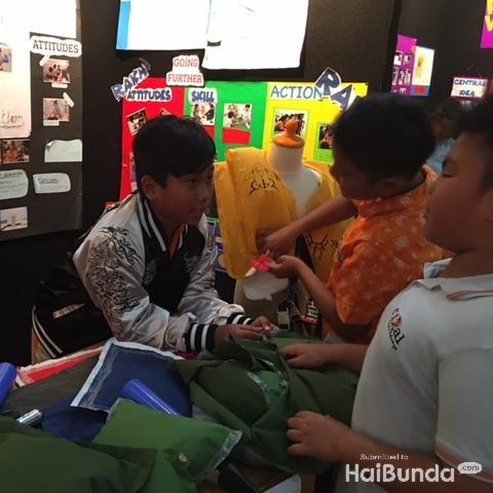 <p>Anak kelas lima <a href="https://news.detik.com/berita/d-4428563/bolos-sekolah-20-pelajar-dirazia-saat-asyik-main-game-di-warnet" target="_blank">SD</a> sudah bikin proyek tentang life jacket portabel? Di PYP Exhibition 2019 ada yang berhasil membuktikan gagasannya lho, Bun.</p>