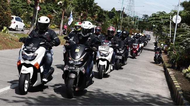 Yamaha menyiapkan 121 bengkel jaga, lima mini pos dan dua pos jaga di Jawa, Bali, Sumatera, Kalimantan dan Sulawesi selama periode 27 Maret-2 April 2025.