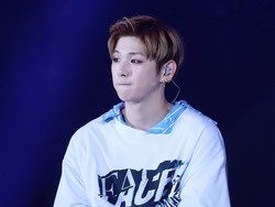 Demi Kang Daniel, Fan Rela Beli Tanah di Skotlandia dan Sewa Billboard