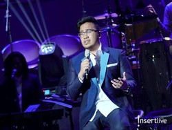 Lirik Lagu Terlambat - Adera