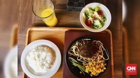 Mencicip Japanese Hambagu Steak, Hamburg Steak khas Jepang