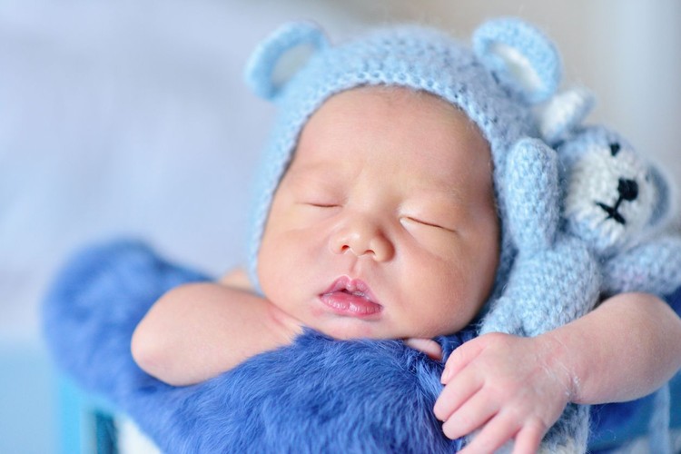 Inspirasi Nama Bayi Laki-laki Bermakna Dermawan Bunda ingin calon buah hati kelak menjadi seorang dermawan? Lihat 30 daftar nama bayi berikut yang bisa Bunda jadikan referensi.