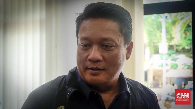 Irjen Krishna Murti mengatakan Dosen Universitas Islam Indonesia (UII) Yogyakarta yang dikabarkan hilang ternyata membeli tiket ke Boston, AS.