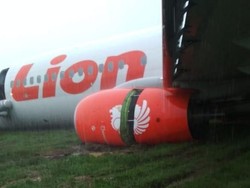 Breaking News! Pesawat Lion Air Tergelincir di Pontianak