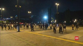 VIDEO: Polisi Cek CCTV Pastikan Sumber Ledakan Senayan