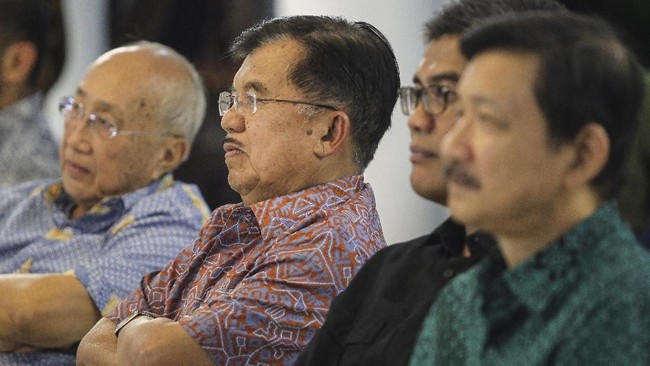 Wakil Presiden Jusuf Kalla berharap masjid kembali sesuai fungsingya, menjaga kemajuan dan keamanan bangsa.