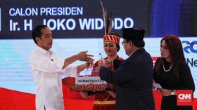 Debat Capres Gagal Tawarkan Solusi Konkret di Bidang Ekonomi