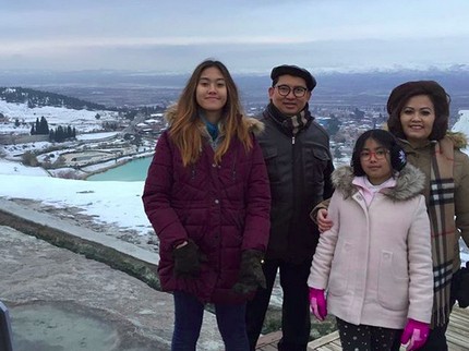 Potret Harmonisnya Keluarga Fadli Zon yang Jarang Terekspos