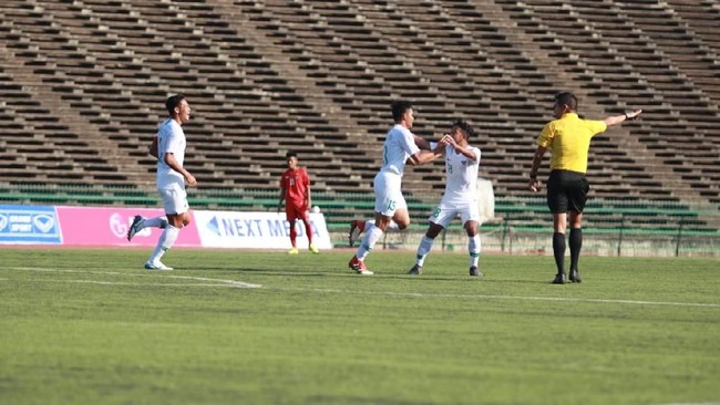 Berikut live streaming laga Timnas Indonesia U-22 melawan Timnas Malaysia di laga Grup B Piala AFF di Stadion Olimpiade Phnom Penh.