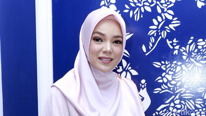 Dewi Sandra saat ditemui di kawasan Kebayoran Baru.