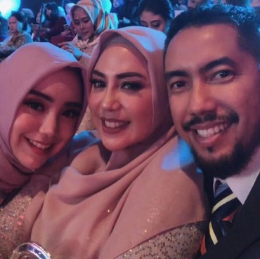 Tangis Salmafina Sunan Jatuh Saat Ungkap Perasaan Ortu Usai Pindah Agama