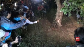 VIDEO: Ledakan di Parkit Senayan Sebabkan Lubang 15 Senti