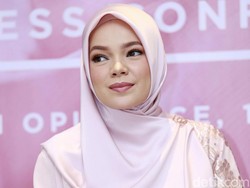 Dewi Sandra Ingin Bunuh Diri Usai Cerai dari Glenn Fredly