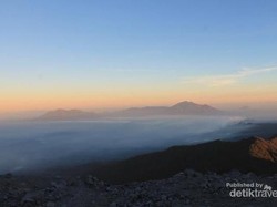 Mitos-mitos Gunung Semeru yang Masih Dipercaya