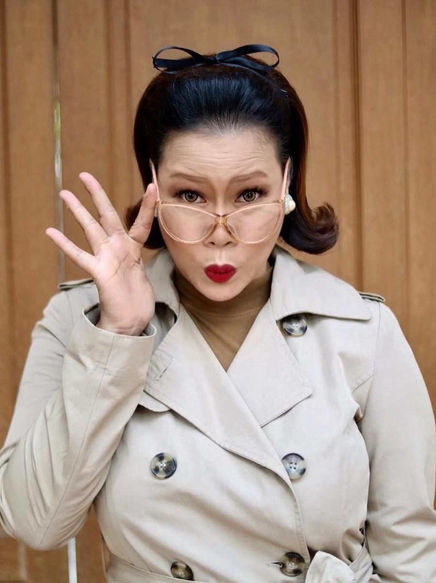Okky Lukman Syahrini dikabarkan akan menikah dalam waktu dekat. Sementara Syahrini bakal menikah, lima artis berikut justru masih betah jomblo di usia 30-an.