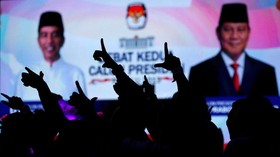 Luhut Pasang Badan untuk Jokowi saat Ricuh Jeda Debat