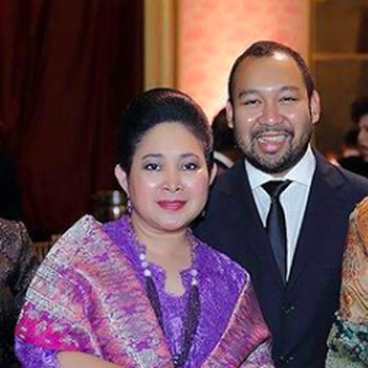 <p>Mirip enggak, Bun, Didit dengan ibunya? (Instagram/ @titieksoeharto)</p>