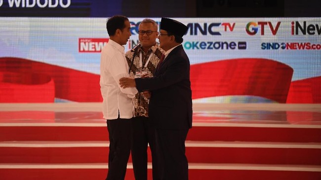 Relasi politik dan kepentingan bisnis diduga berperan menjadi sekat kedua capres tak bersungguh-sungguh soal lingkungan hidup.