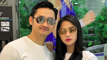 img-title Dewi Perssik Disebut Sempat Ribut dengan Suami setelah Minta Cerai
