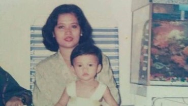 Puluhan Tahun Berpisah, 3 Anak Ini Bertemu Ibu Kandung Berkat Medsos