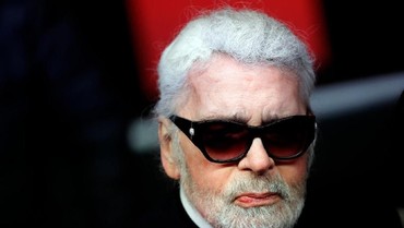 Desainer Chanel Karl Lagerfeld Meninggal, Seleb Dunia Berduka