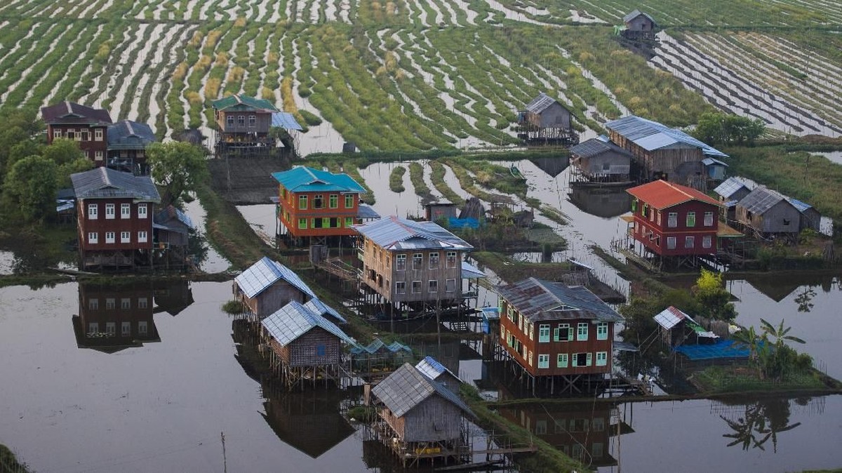 FOTO: Danau Inle yang Menghidupi Para Intha