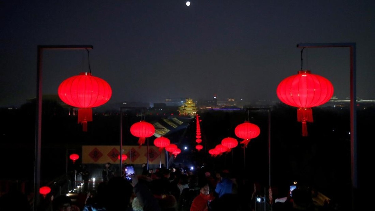 FOTO: Lampion yang Menyinari Kota Terlarang
