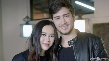 Perceraian Aura Kasih dan Eryck Amaral