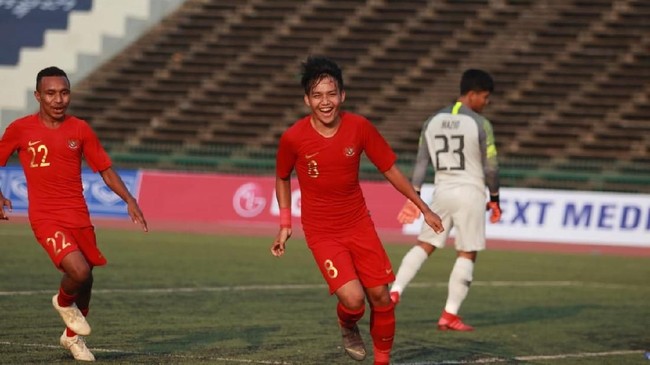 Timnas Indonesia U-22 lolos ke semifinal Piala AFF U-22 2019 setelah menang 2-0 atas Kamboja pada laga terakhir Grup B.