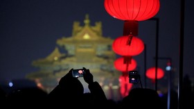 FOTO: Lampion yang Menyinari Kota Terlarang