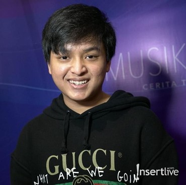 Lirik Lagu Padamu Luka - Arsy Widianto