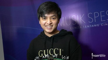 Lirik Lagu Padamu Luka - Arsy Widianto