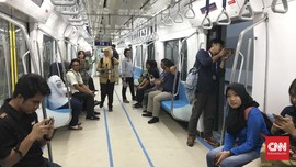 Sebut Tarif Terjangkau, Warga Tak Beralih Gunakan MRT