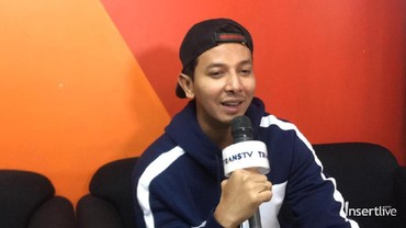 img-title Sonny Septian Tanamkan Ilmu Agama Sejak Dini pada Anak