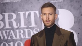 FOTO: Selebriti Berbusana Terbaik di Brit Awards 2019