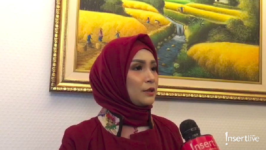 Soraya Larasati yang sibuk mengisi acara-acara islami mengaku sangat nyaman dan tidak merasa lelah.
