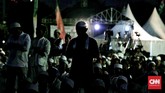 FOTO: Malam Munajat 212 Putihkan Monas Kawasan monas dipenuhi massa yang mengikuti gelaran Malam Munajat 212, sebagian mereka hadir untuk mendoakan Pemilu 2019 lancar.