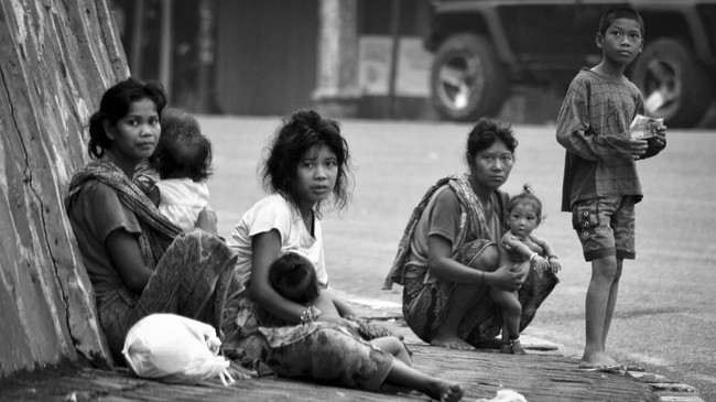 FOTO : Transformasi Orang Rimba Jambi Jadi Orang Kota