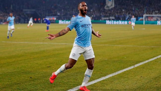 Raheem Sterling baru meraih penghargaan Pemain Muda Terbaik pada usia 24 tahun atau usai berjuang selama delapan musim.