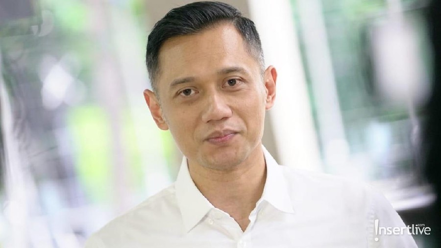 Insertlive secara eksklusif berkesempatan untuk wawancara dengan Agus Harimurti Yudhoyono atau AHY terkait penyakit yang tengah diidap oleh Ani Yudhoyono.