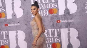 Selebriti 'Berbaju Renang' di Brit Awards 2019