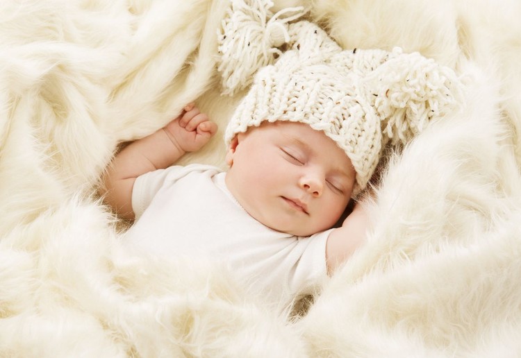 30 Nama Bayi Laki-laki Bermakna Saleh Ingin memberikan nama bayi laki-laki dengan makna saleh, Bun? Intip 30 nama berikut yuk.