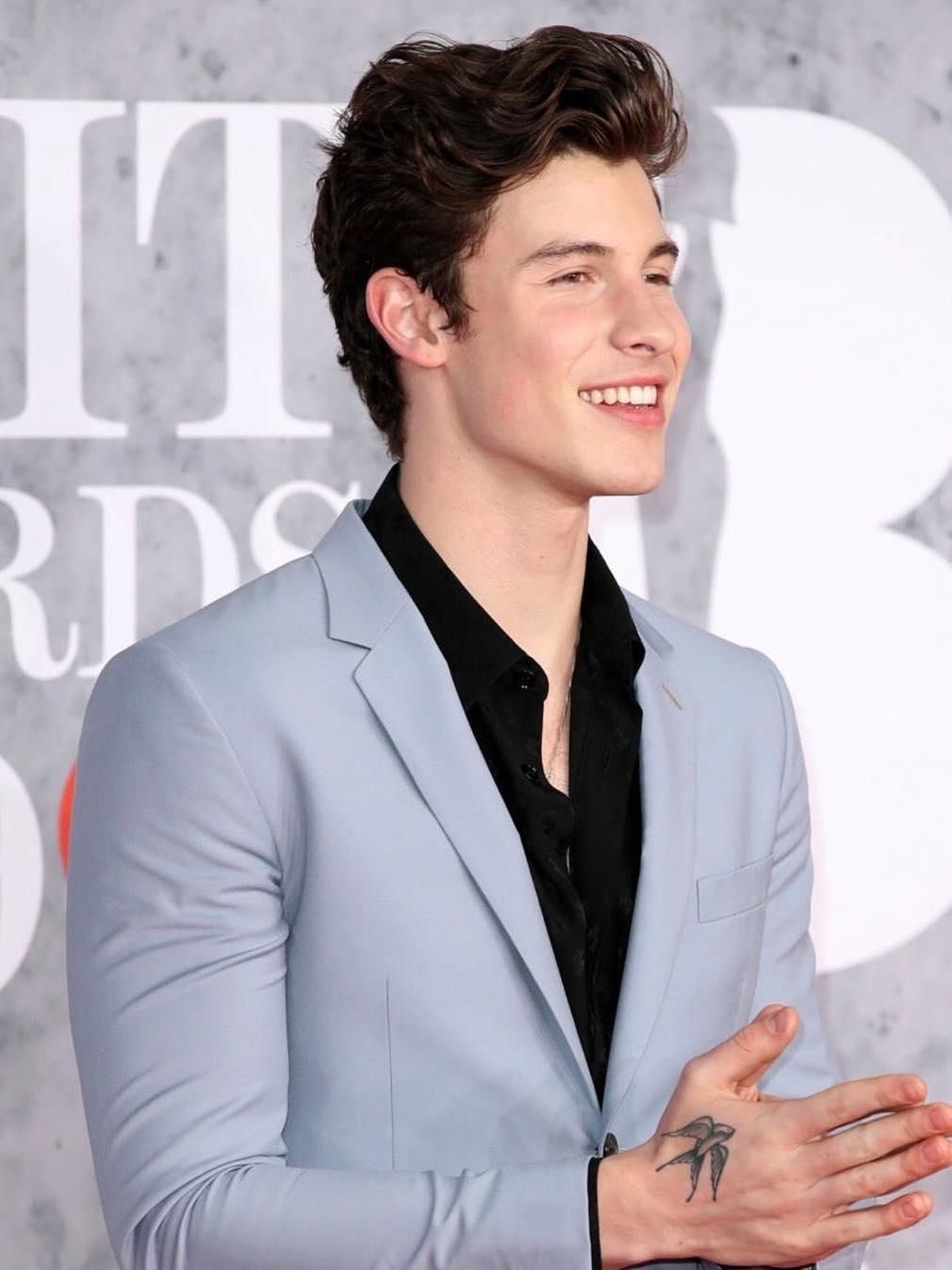 Berlangsung meriah&comma; siapa aja sih seleb yang tampil dengan pakaian terbaik di Brit Awards 2019&quest; Berikut Insertlive sajikan seperti yang dilansir Vanity Fair&period;