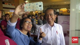Jokowi Gegerkan Pengunjung Beceng Mal