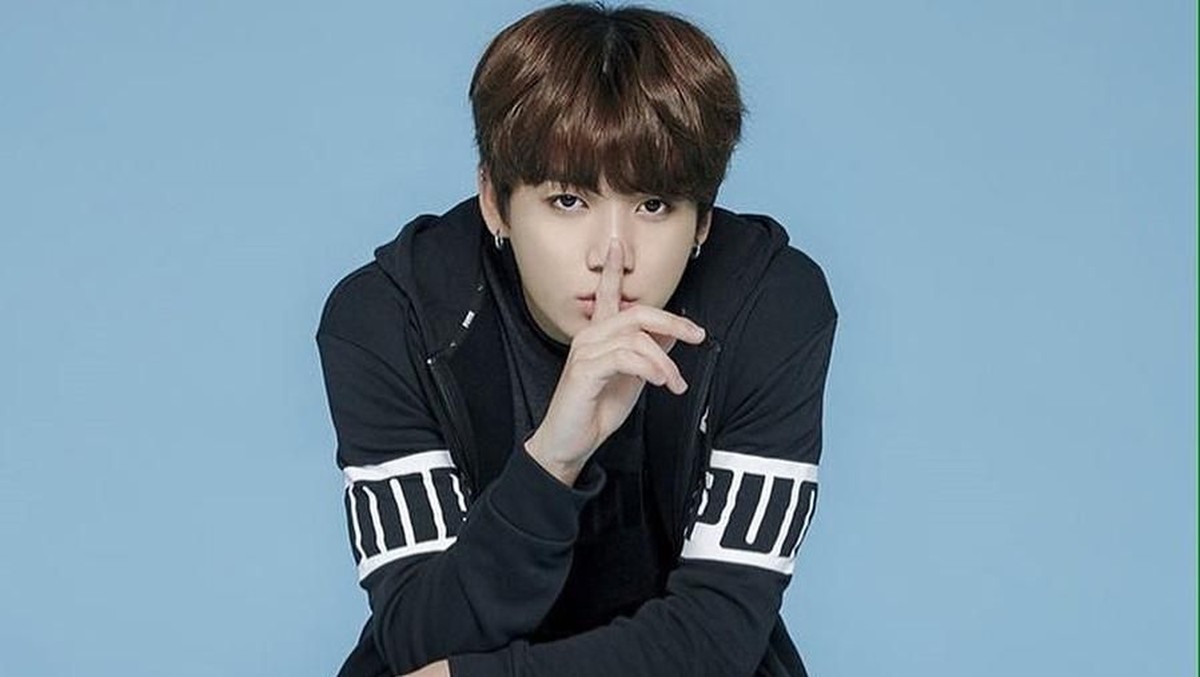 Jadi member termuda&comma; Insertizen pasti penasaran kan dengan fakta-fakta menarik dari Jungkook BTS&period; Berikut Insertlive rangkum dalam tujuh fakta menarik Jungkook&period;