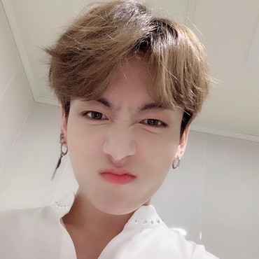 Kisah Penyesalan Sasaeng Jungkook BTS