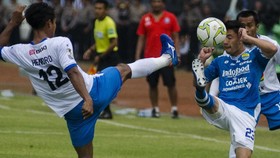 Babak I: Persib Unggul 3-0 atas Arema FC